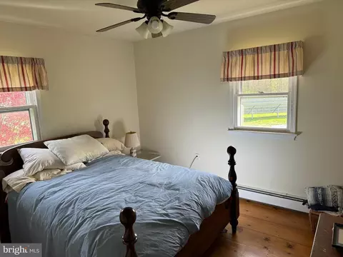 Bedroom - 4439 Bethlehem Rd, Preston, MD 21655 photo 7 of 12