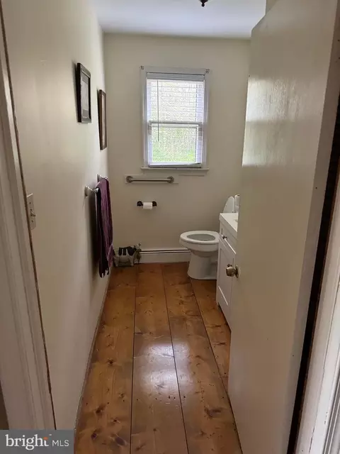 Bath - 4439 Bethlehem Rd, Preston, MD 21655 photo 1 of 6