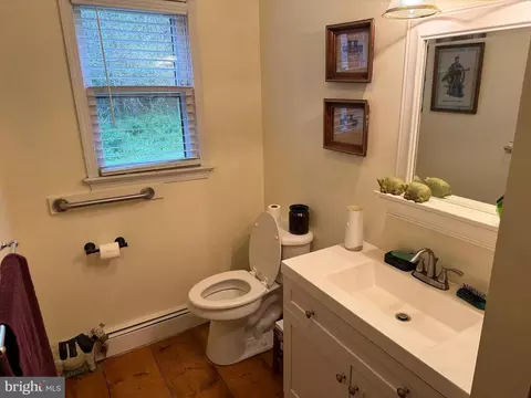 Bath - 4439 Bethlehem Rd, Preston, MD 21655 photo 3 of 6