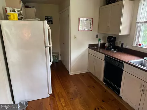 Kitchen - 4439 Bethlehem Rd, Preston, MD 21655 photo 3 of 6
