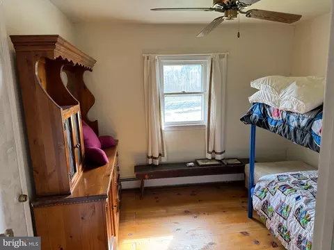 Bedroom - 4439 Bethlehem Rd, Preston, MD 21655 photo 6 of 12