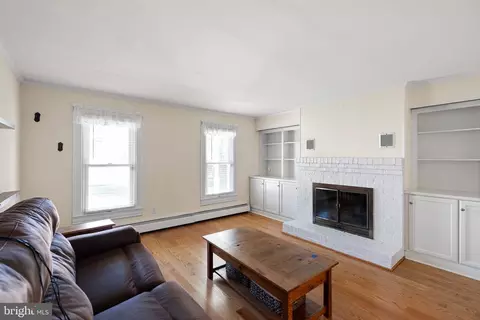 Living - 100 S 7th St, Denton, MD 21629 photo 6 of 6