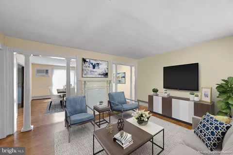 Living - 100 S 7th St, Denton, MD 21629 photo 1 of 6