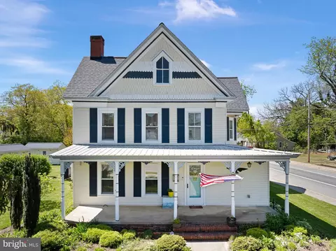 Exterior - 100 S 7th St, Denton, MD 21629 photo 3 of 3