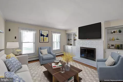 Living - 100 S 7th St, Denton, MD 21629 photo 3 of 6