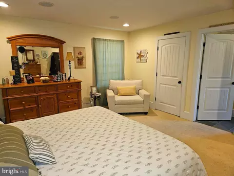 Bedroom - 4014 Poplar Neck Rd, Preston, MD 21655 photo 2 of 4