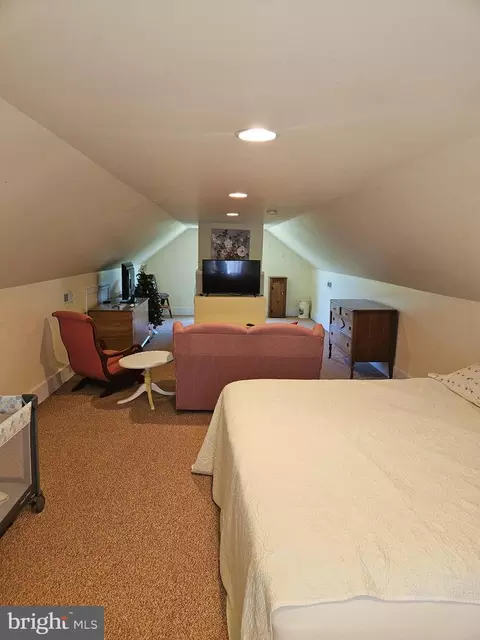 Bedroom - 4014 Poplar Neck Rd, Preston, MD 21655 photo 4 of 4