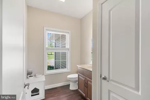 Entry Way - 25615 Hignutt Rd, Denton, MD 21629 photo 4 of 4