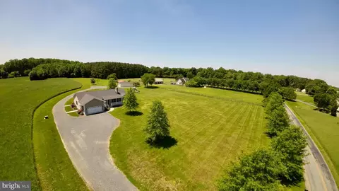 View/Area - 25615 Hignutt Rd, Denton, MD 21629 photo 1 of 6