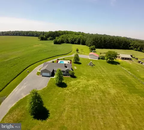 View/Area - 25615 Hignutt Rd, Denton, MD 21629 photo 4 of 6