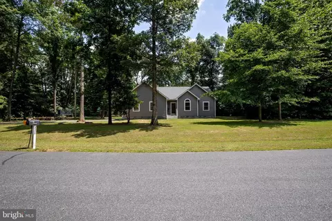 5576 Harmony Woods Dr, Preston, MD 21655