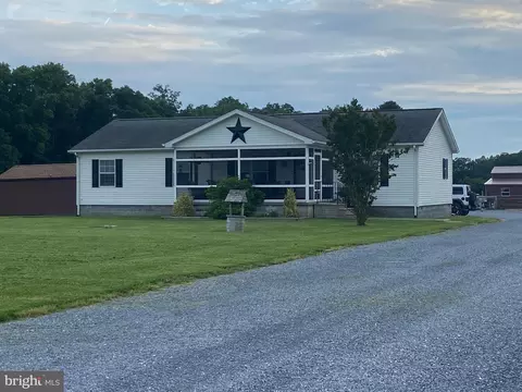 13056 Hog Lot Rd, Ridgely, MD 21660