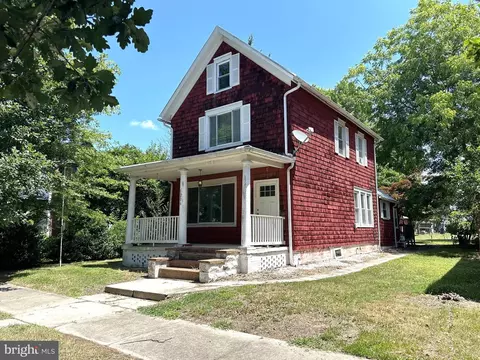 206 Maple Ave, Ridgely, MD 21660