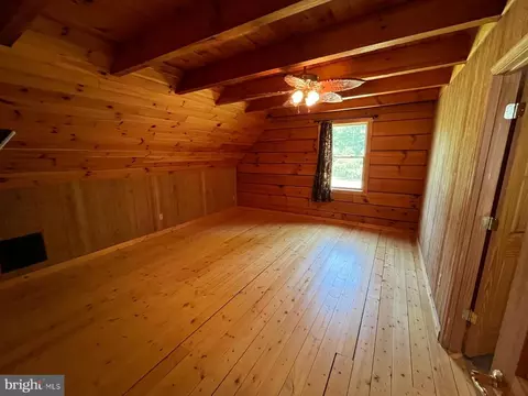 Bedroom - 27082 Anthony Mill Rd, Denton, MD 21629 photo 3 of 3