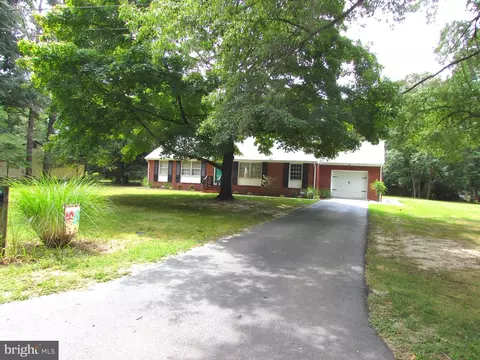 218 Siesta Dr, Denton, MD 21629