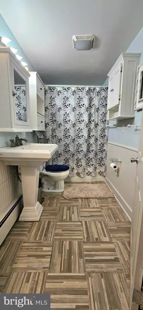 Bath - 708 Randolph St, Denton, MD 21629 photo 1 of 1