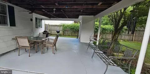 Exterior - 708 Randolph St, Denton, MD 21629 photo 5 of 6