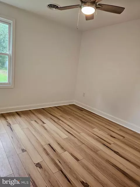 Bedroom - 4980 Bethlehem Rd, Preston, MD 21655 photo 2 of 3
