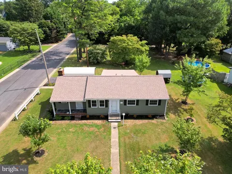 402 Maryland Ave, Ridgely, MD 21660