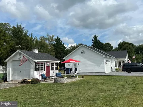 301 W Third St, Ridgely, MD 21660 photo 3