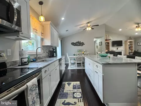 301 W Third St, Ridgely, MD 21660 photo 8
