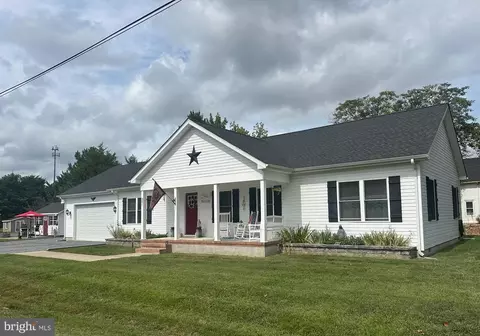 301 W Third St, Ridgely, MD 21660 photo 2