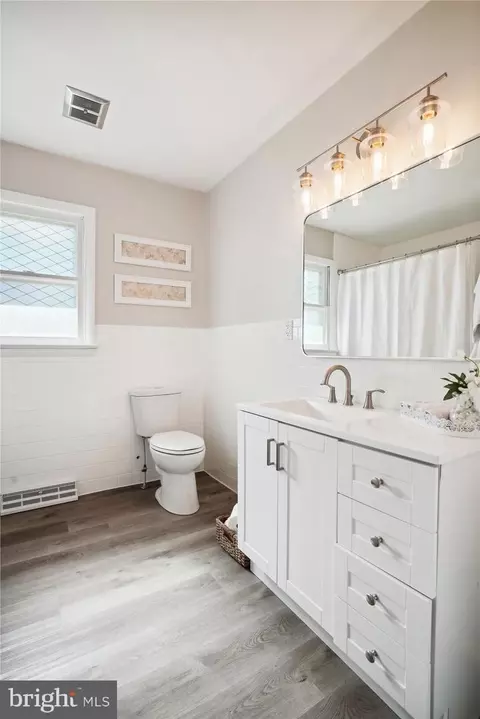 Bath - 116 Walnut St, Ridgely, MD 21660 photo 2 of 2