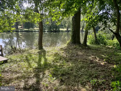 13416 Greensboro Rd, Greensboro, MD 21639