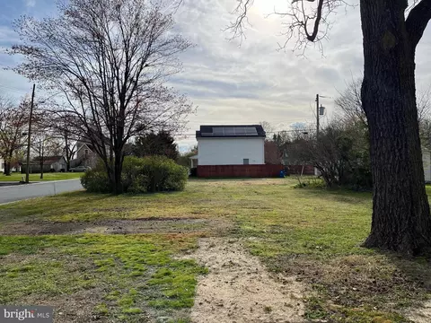 Exterior - 411 Maple Ave, Ridgely, MD 21660 photo 1 of 1