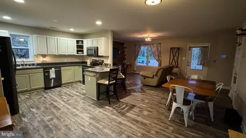 Entry Way - 6608 Harmony Rd, Preston, MD 21655 photo 2 of 2