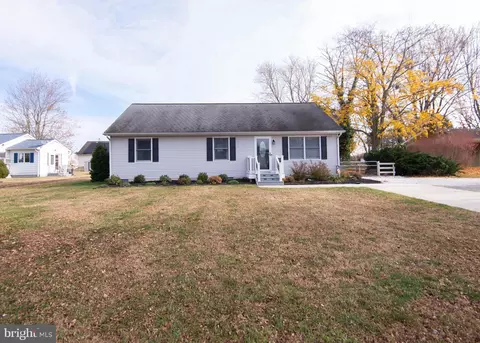 Exterior - 16 Maple Ave, Ridgely, MD 21660 photo 2 of 7