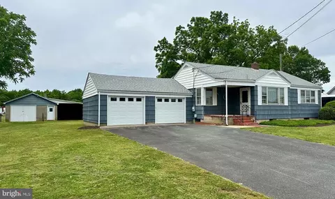 607 N Main St, Greensboro, MD 21639