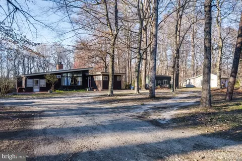 8792 Mitchell Rd, Denton, MD 21629 photo 1