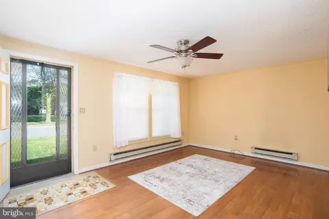 19 S 8th St, Denton, MD 21629 photo 3