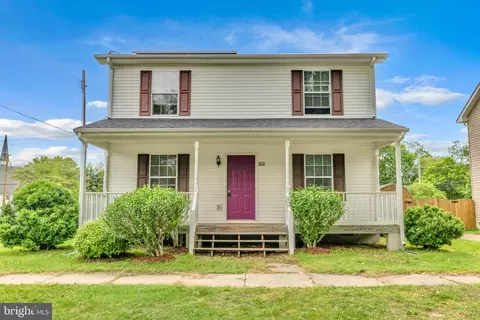 202 Maryland Ave, Ridgely, MD 21660