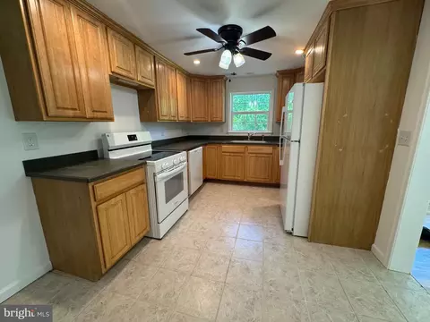 8888 Harmony Rd, Denton, MD 21629 photo 3