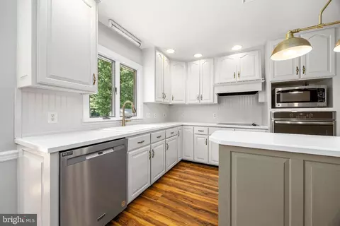 Kitchen - 8534 Briar Patch Dr, Denton, MD 21629 photo 6 of 9