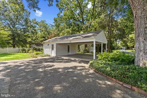 Exterior - 306 S 2nd St, Denton, MD 21629 photo 5 of 11