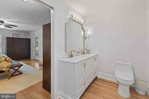 Entry Way - 306 S 2nd St, Denton, MD 21629 photo 4 of 5