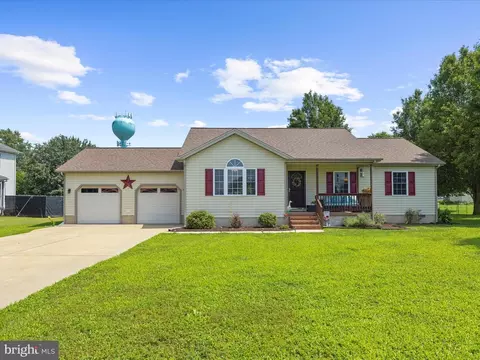 Exterior - 113 Lednum Ave, Preston, MD 21655 photo 2 of 10