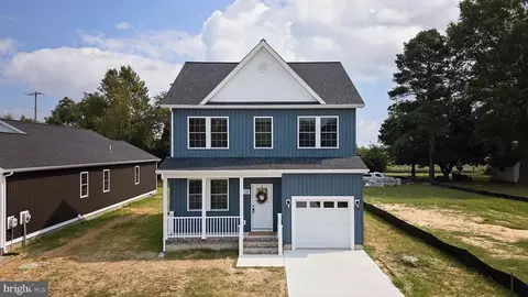 10 Sunrise Ave, Ridgely, MD 21660