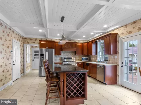 Kitchen - 3485 Gallagher Rd, Preston, MD 21655 photo 2 of 5