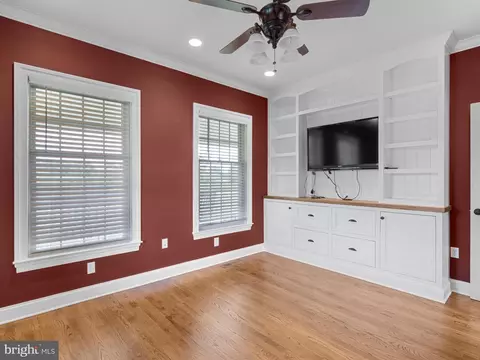 Living - 3485 Gallagher Rd, Preston, MD 21655 photo 4 of 4
