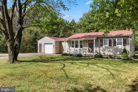 12680 Greensboro Rd, Greensboro, MD 21639