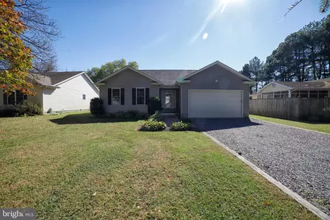 130 Walnut St, Ridgely, MD 21660