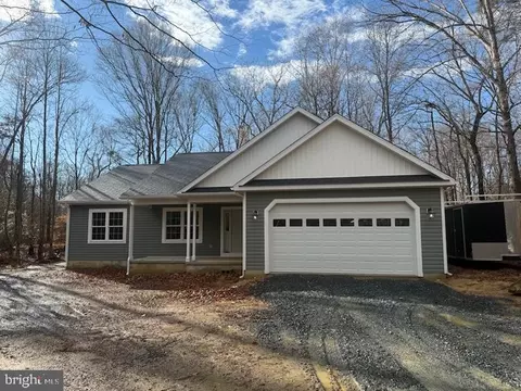 13364 River Rd, Greensboro, MD 21639