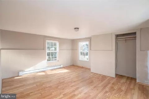 106 S 6th St, Denton, MD 21629 photo 8