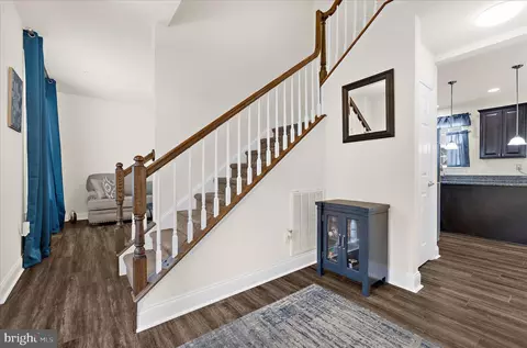 Entry Way - 106 Briarwood Cir, Denton, MD 21629 photo 2 of 5