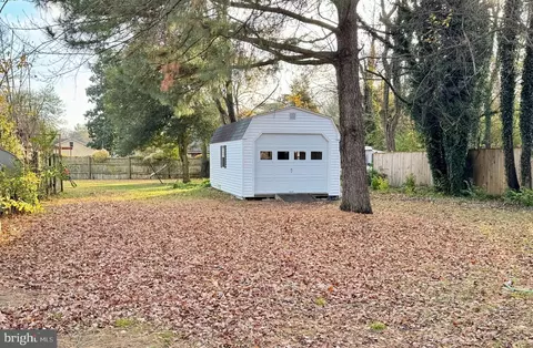 Exterior - 318 Carter Ave, Denton, MD 21629 photo 4 of 5