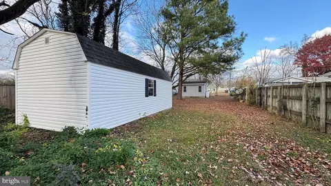 Exterior - 318 Carter Ave, Denton, MD 21629 photo 3 of 5